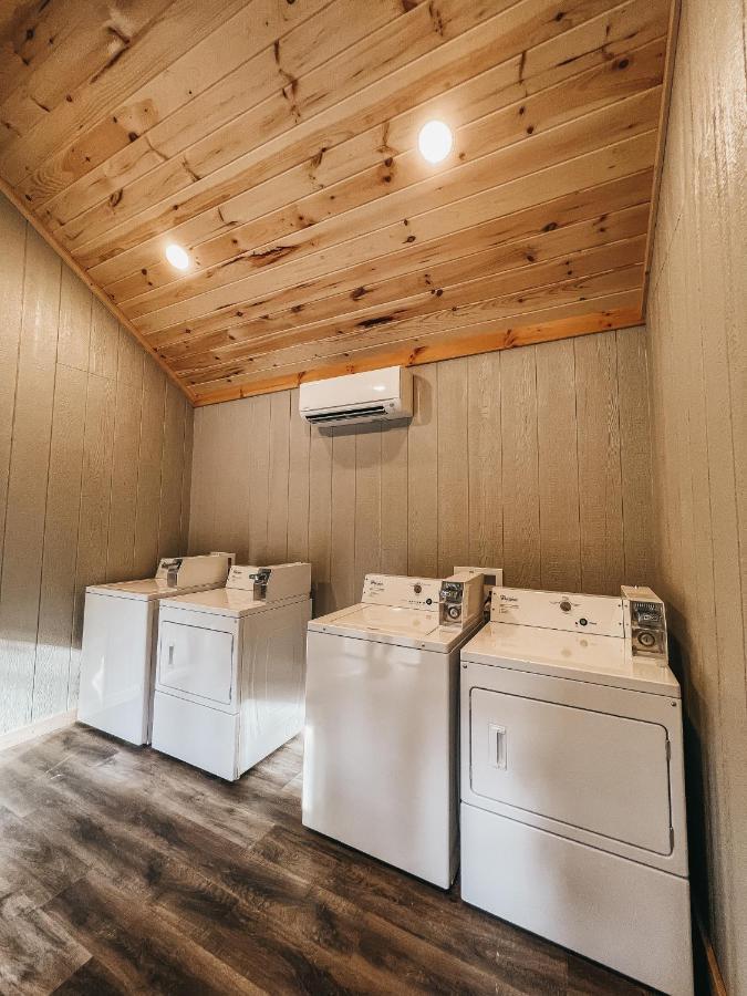 Cabin #4 Studio W Kitchenette Hartwell Exterior foto